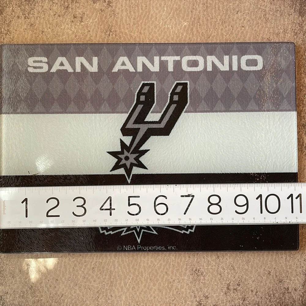 San Antonio Spurs Glass Cutting Board
